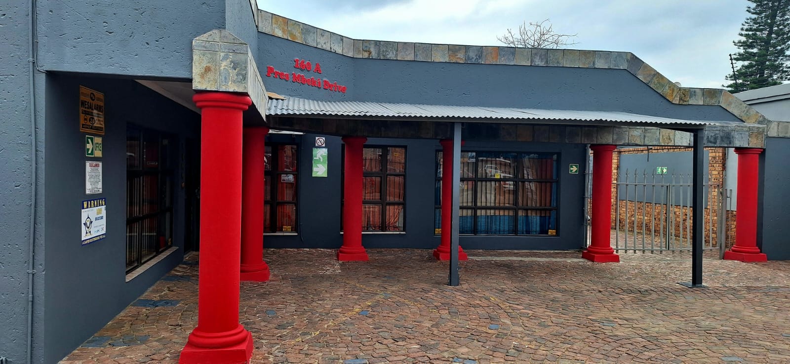 Viva Primary School building